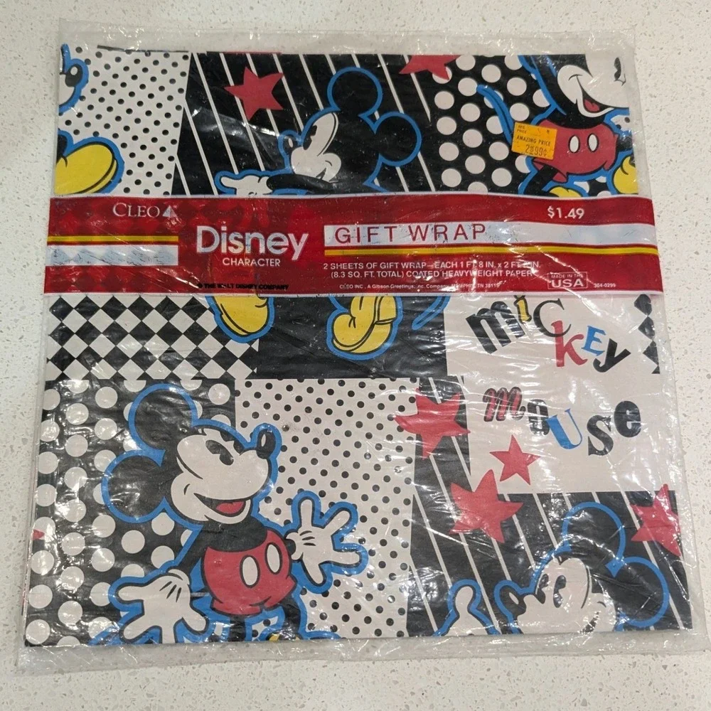 Disney Gift Wrap Kids OS Red Black White Mickey Mouse Vintage 90s 2 Sheet Sealed